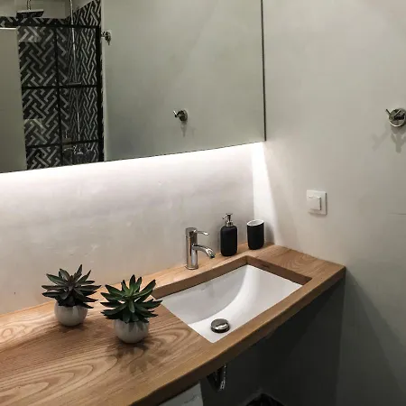 Boutique Homes 아파트